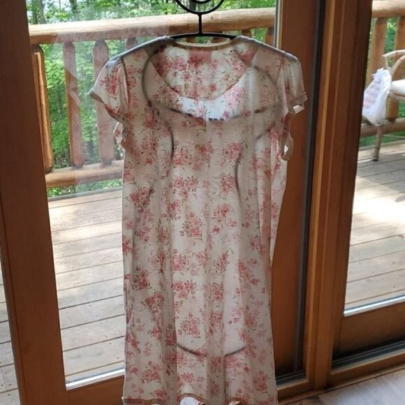 Pink Label Vintage White Floral Graphic with Lace SS Midi Sz. M Nightgown - Picture 4 of 7